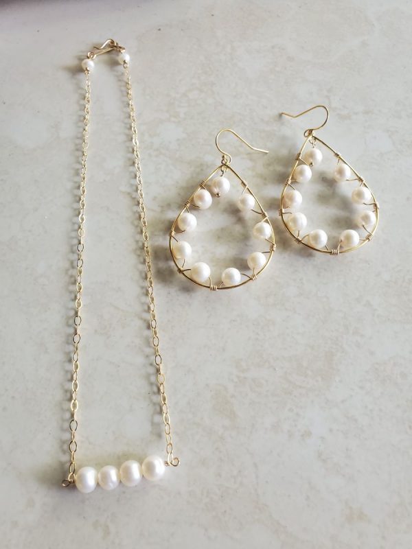 Candy Collection - Gold Teardrop Earrings - Freshwater Pearls - Image 4